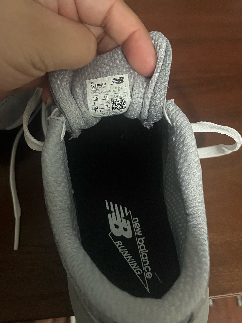 New Balance 990 Light Gray and White Running Shoe - Picture 4 of 13